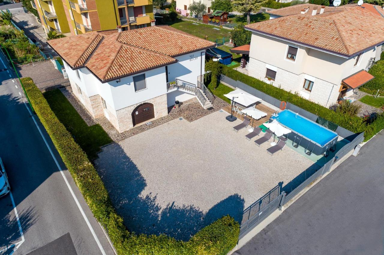 Villa Azdora Peschiera del Garda Luaran gambar