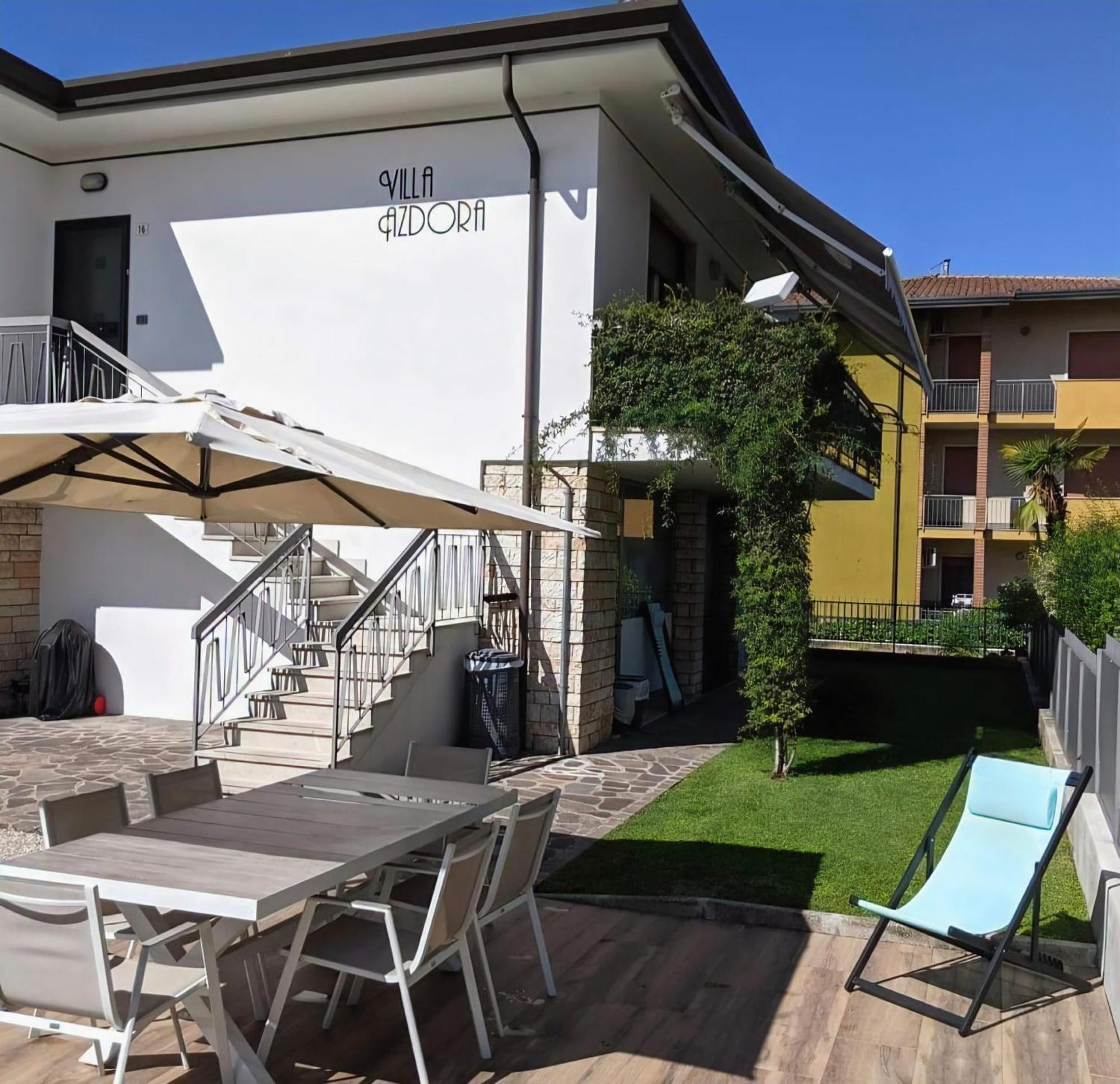 Villa Azdora Peschiera del Garda Luaran gambar