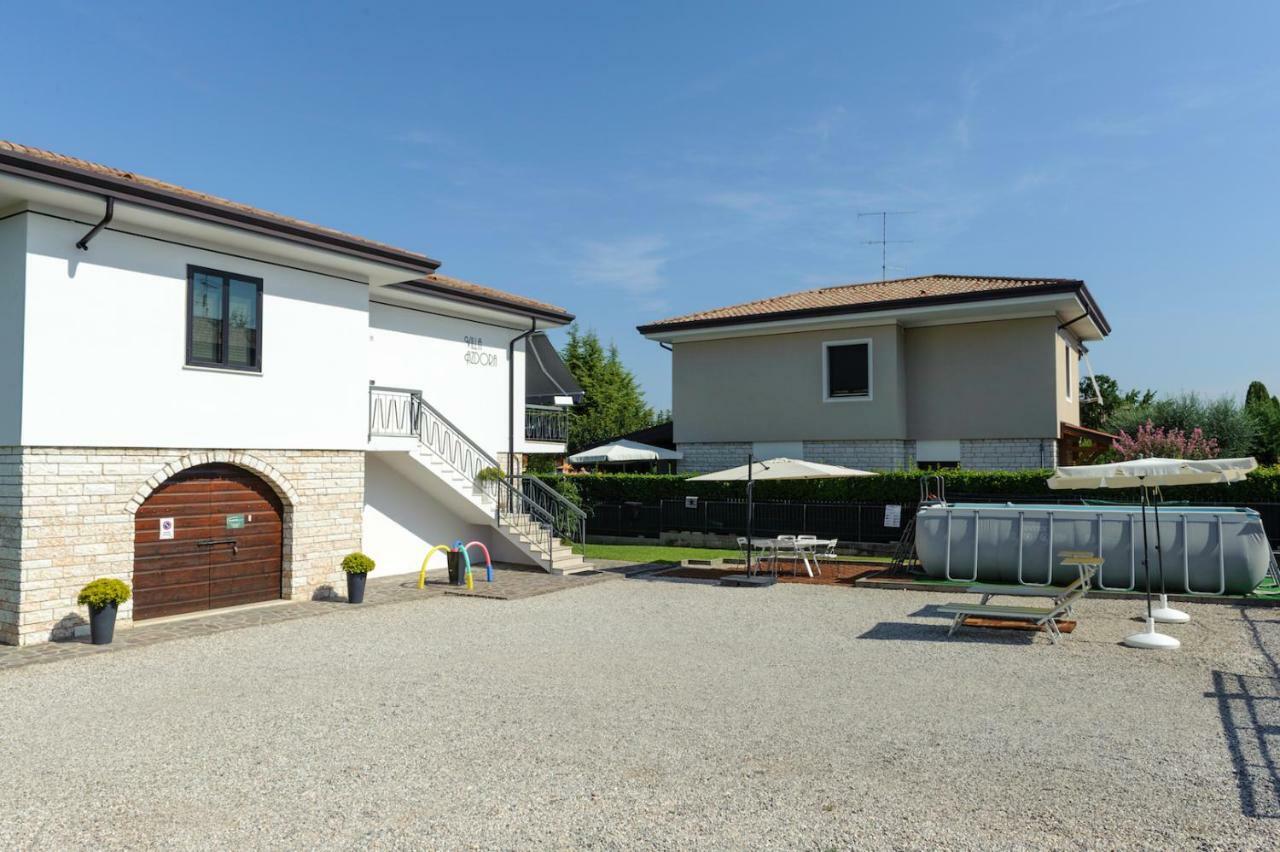 Villa Azdora Peschiera del Garda Luaran gambar